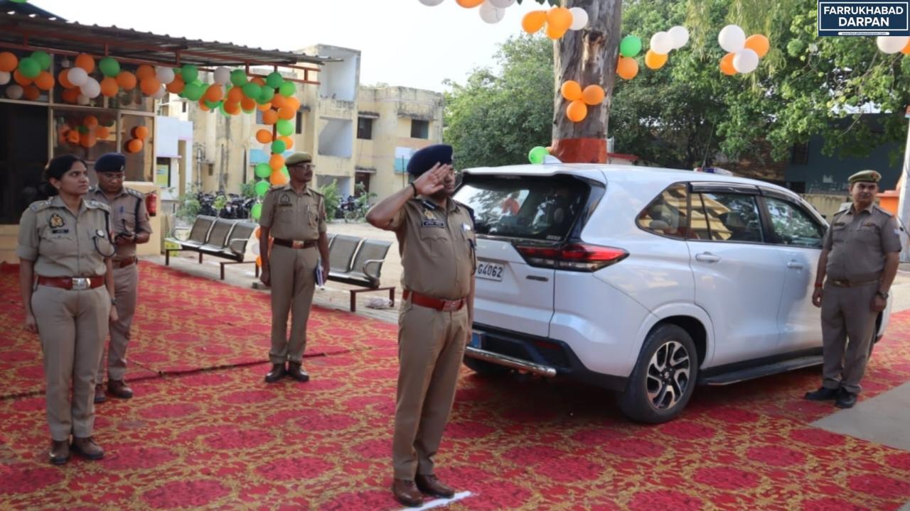 फर्रुखाबाद :  DIG ने किया वार्षिक निरीक्षण, पुलिस सिस्टम की ली समीक्षा – डिजिटल बदलाव पर दिया जोर