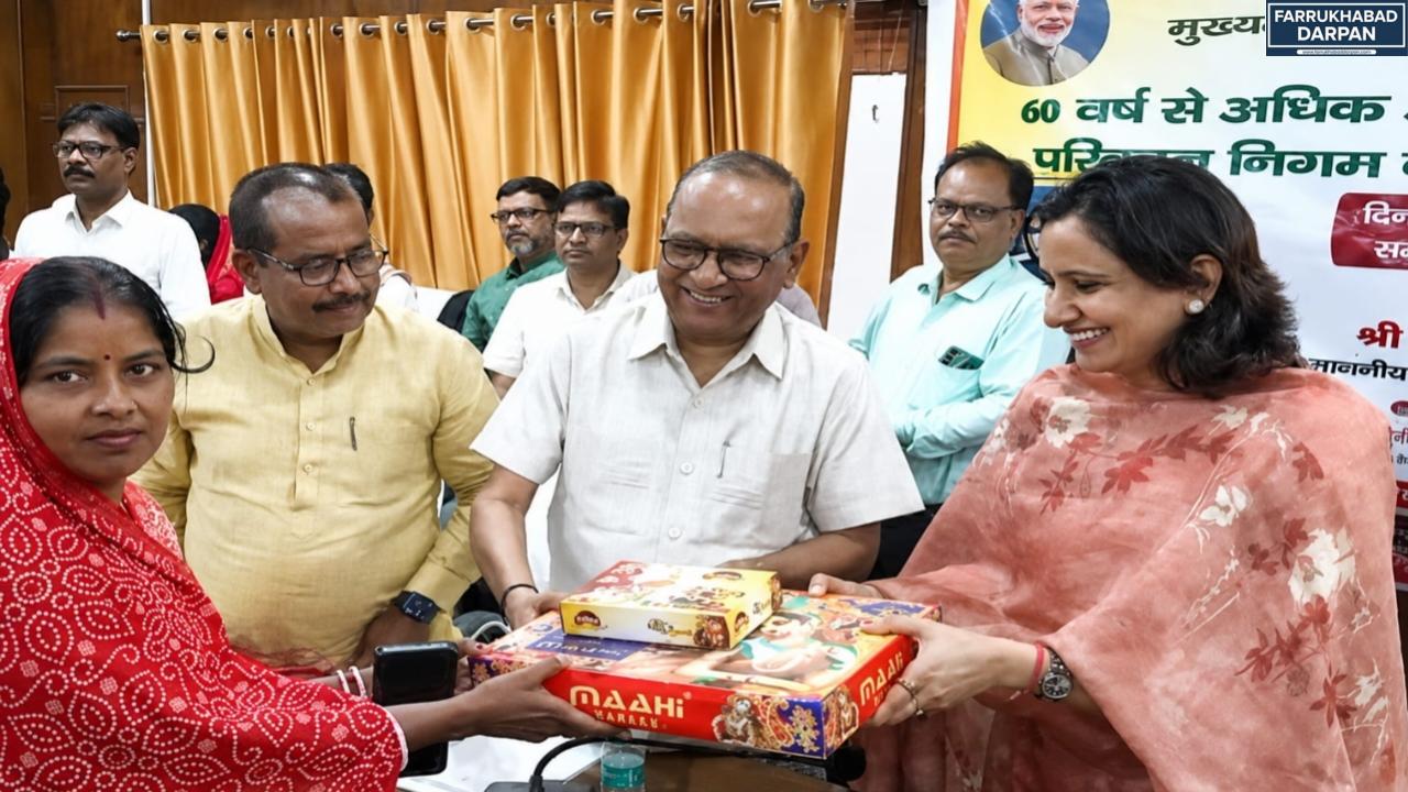 फर्रुखाबाद : रक्षाबंधन पर सरकार का महिलाओं को बड़ा तोहफा, 27 से 29 अगस्त तक रोडवेज बसों में कर सकेंगी मुफ्त सफर – वरिष्ठ महिलाओं को अब नहीं देना होगा किराया